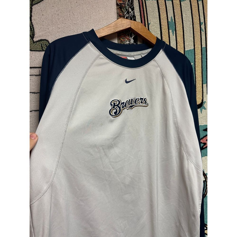 Vintage 90's Nike Milwaukee Brewers Center Swoosh Embroidered Long Sleeve - Picture 2 of 5